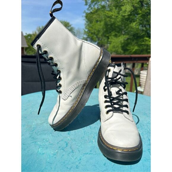 Dr Martens Docs 1460 8-eyelet Soft Smooth White Leather Boots‎ Women Size 5 - Picture 2 of 9